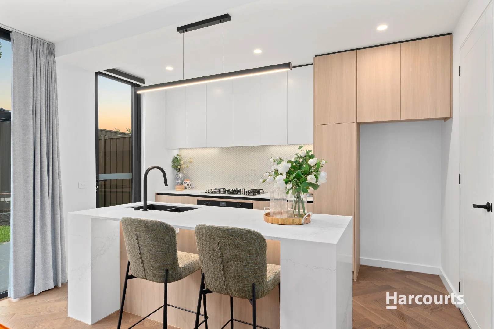 Additional image 5 of 2/6-8 Saladin Avenue, Glen Waverley VIC 3150
