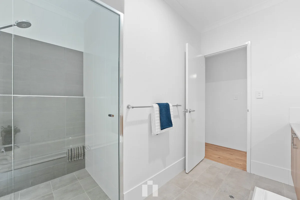 Additional image 26 of 11 Fuchsia Road, Treeby WA 6164