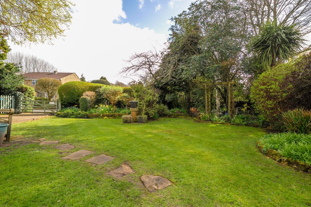 Additional image 24 of 3 bed semi-detached house for saleShaw Lane, Farnham HG5