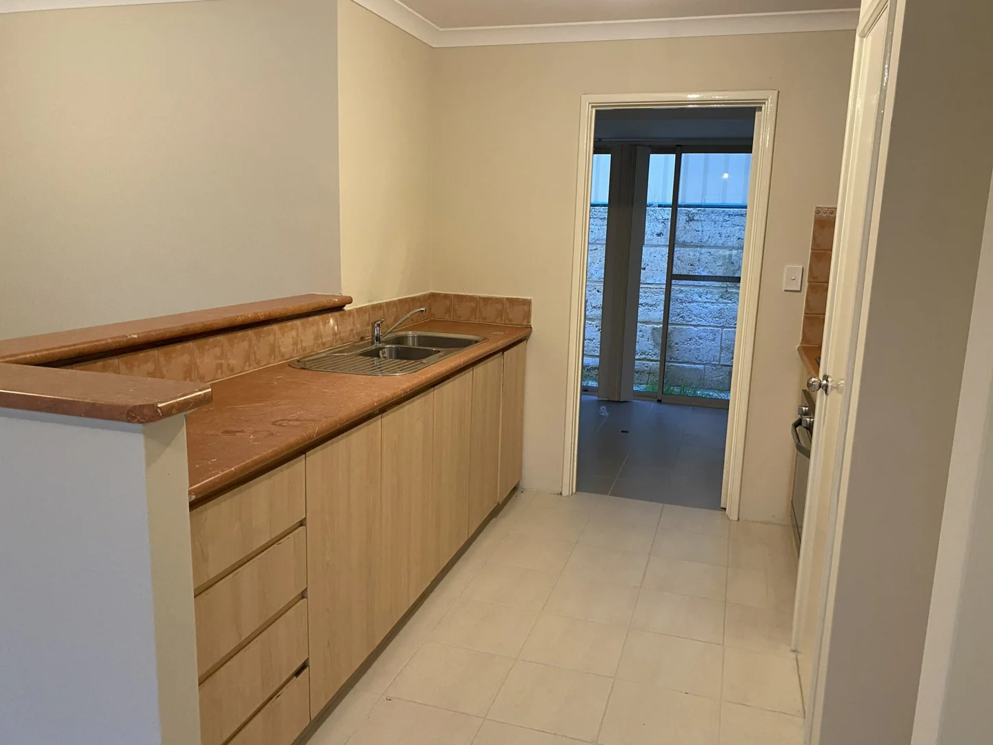 Additional image 6 of 42 Pepperell Crescent, Leda WA 6170
