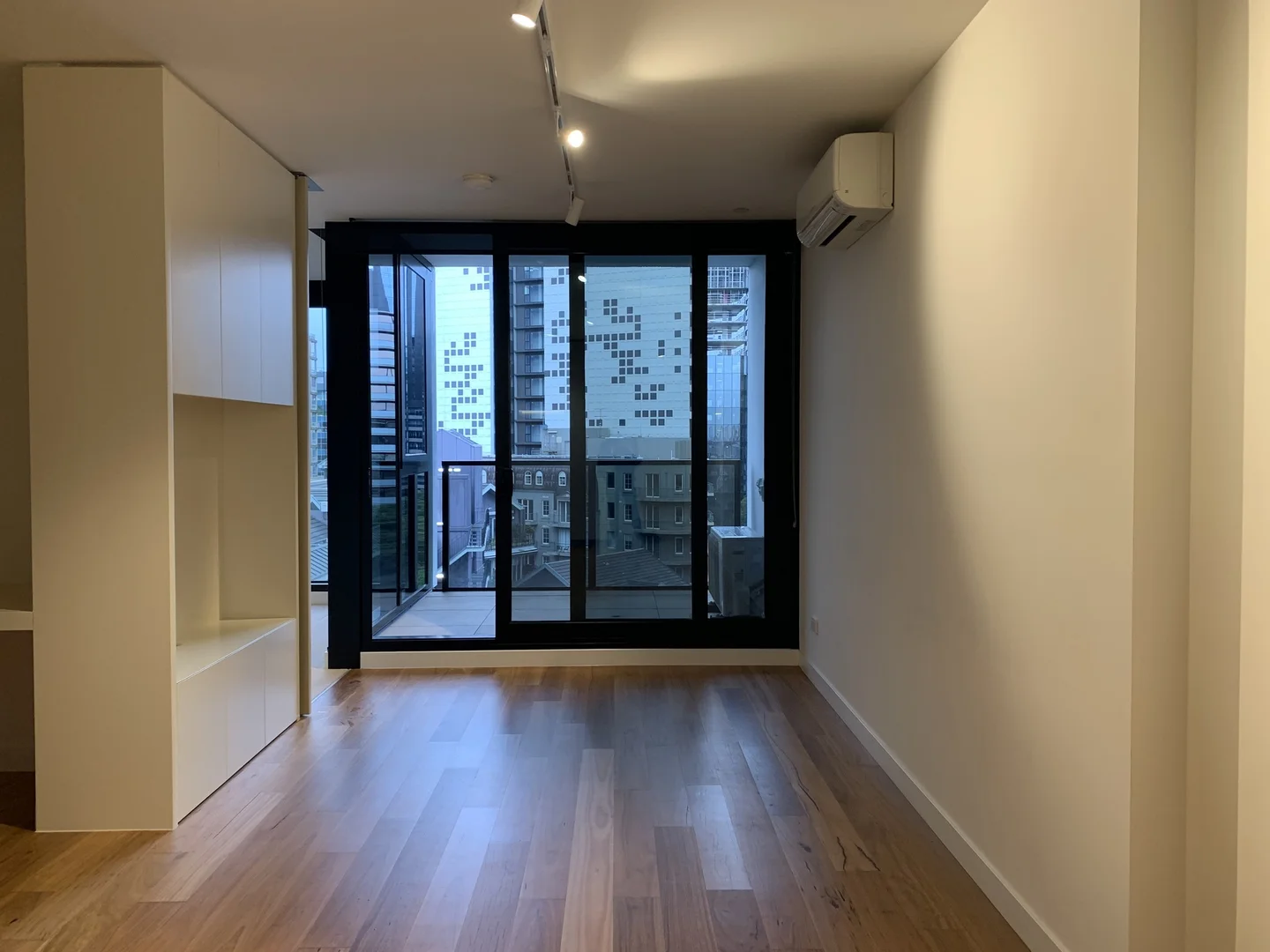 Additional image 3 of 809/663-667 Chapel Street, South Yarra VIC 3141