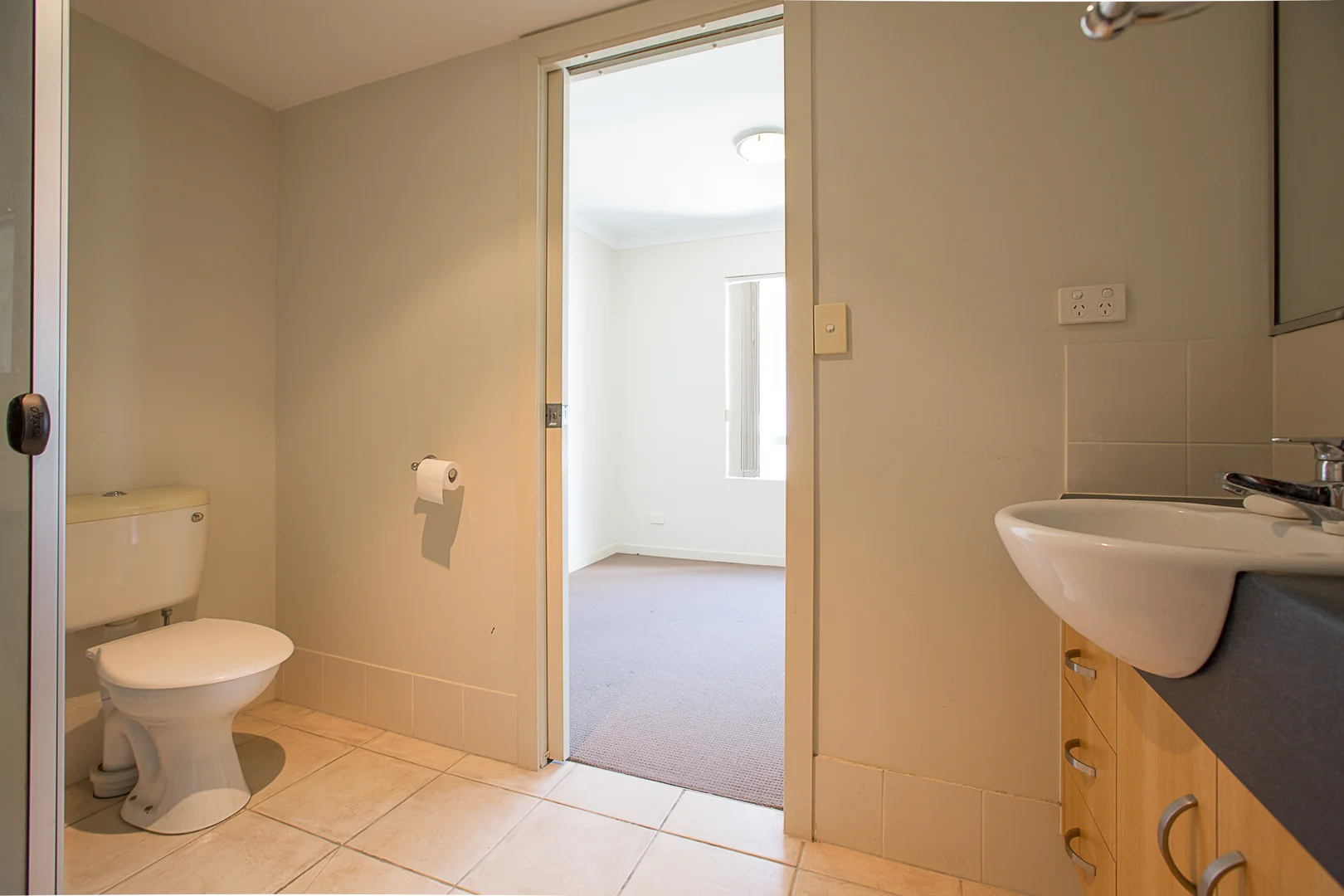 Additional image 7 of 9/18 Parker Street, Labrador QLD 4215
