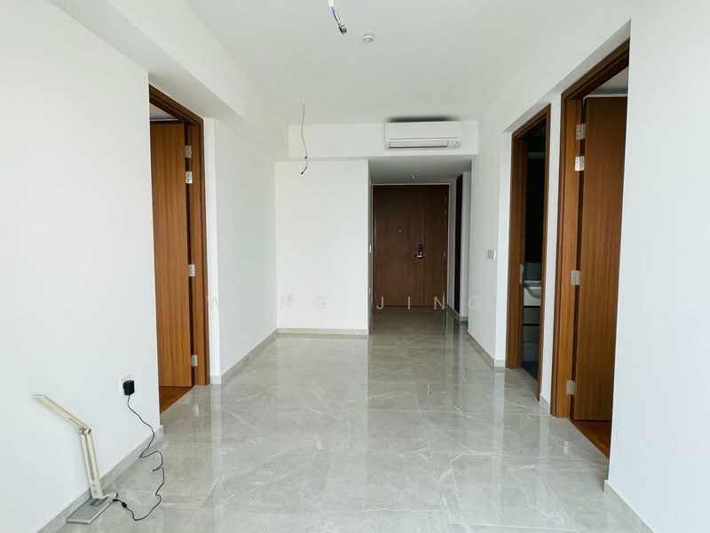 21 Stirling Road photo 2