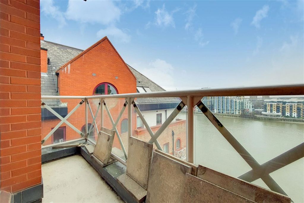 Additional image 10 of 2 bed flat for saleWilliam Morris Way, London SW6