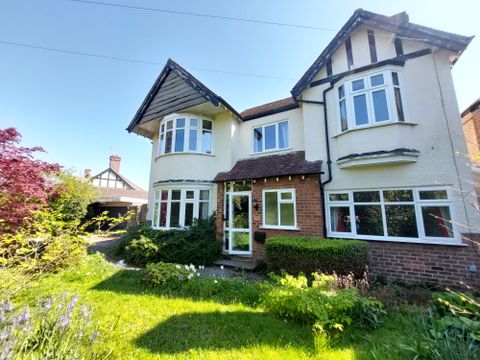Paradise Lane, Birmingham B28