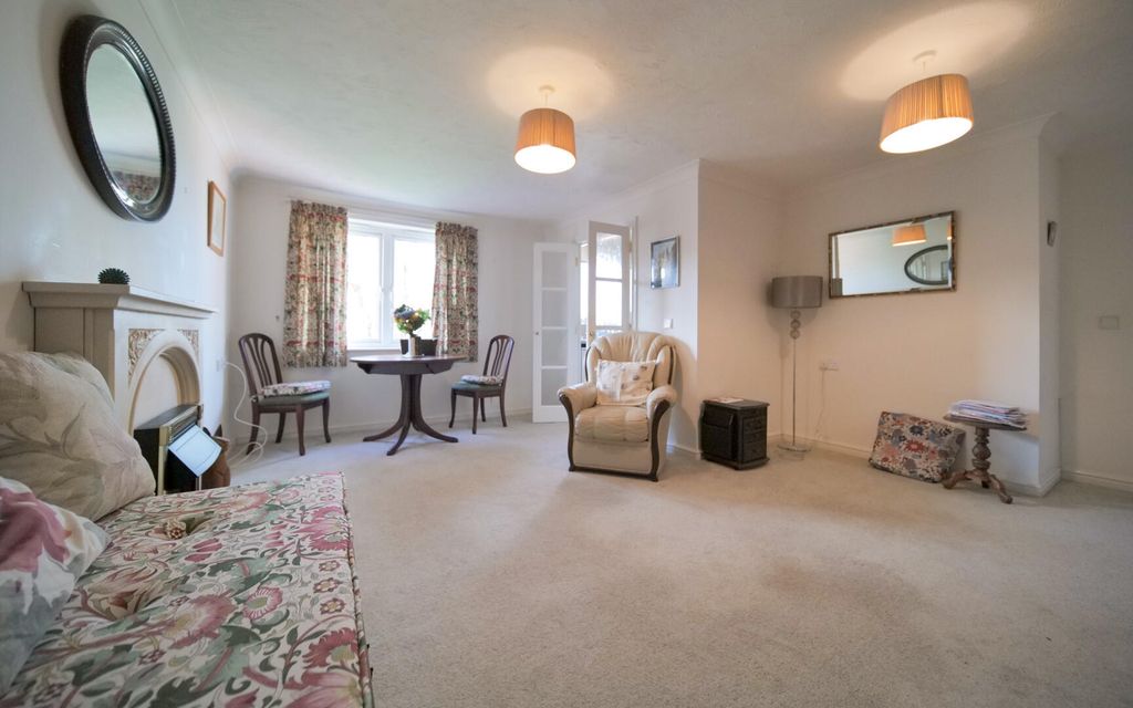 Additional image 2 of 1 bed property for saleGiffords Court, Melksham SN12