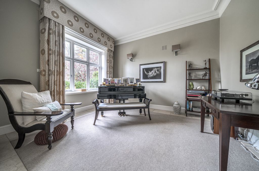 Additional image 11 of 6 bed detached house for salePark Farm Road, Bickley, Kent BR1