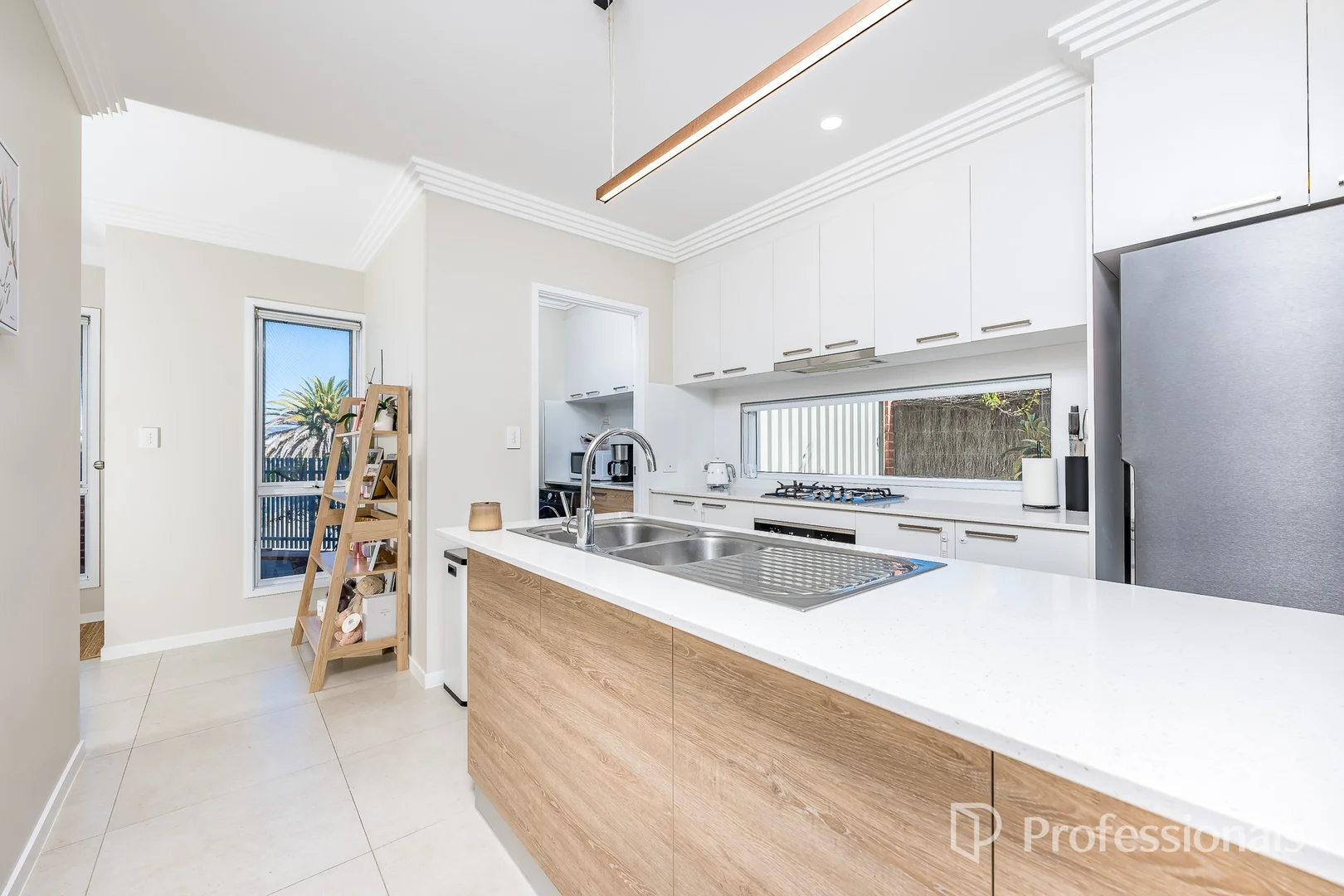 1/77 Aviator Boulevard, Clarkson WA 6030 photo 4
