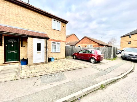 Hazelwood Park Close, Chigwell IG7
