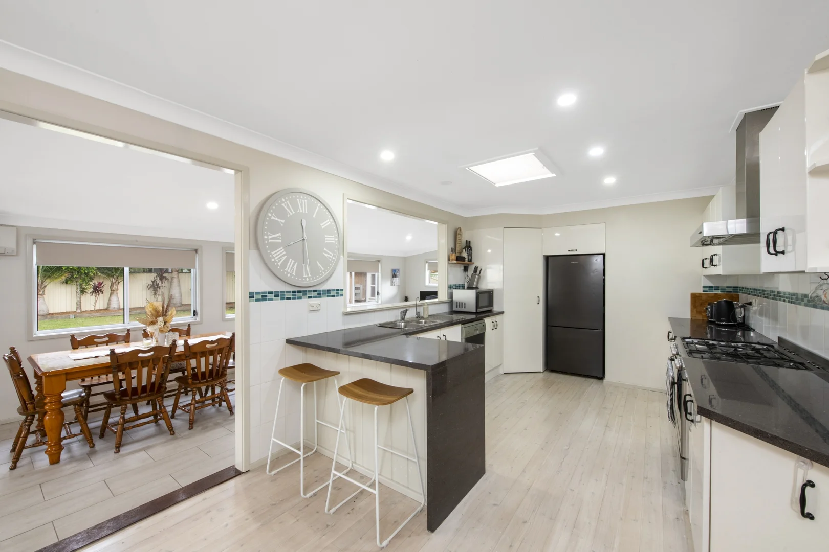 48 Maxwell Avenue, Gorokan NSW 2263 photo 3