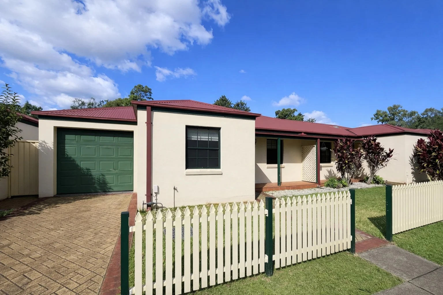 2/3 Budgeree Road, Toongabbie NSW 2146