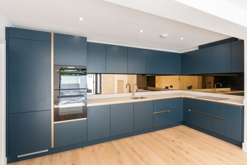 Additional image 5 of 4 bed flat for saleClermont Terrace, Brighton BN1