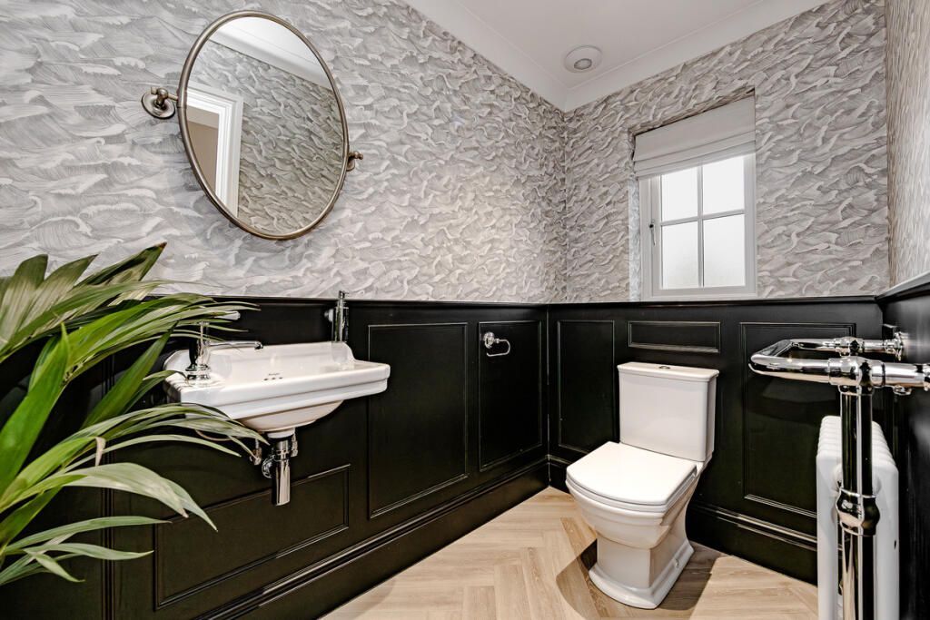 Additional image 16 of 4 bed detached house for saleLongaford Way, Hutton Mount, Brentwood CM13