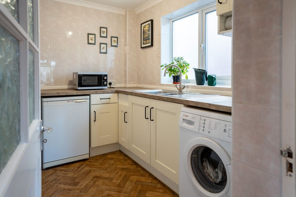 Additional image 13 of 6 bed detached house for saleJenks Orchard New Road Bromyard, Herefordshire HR7