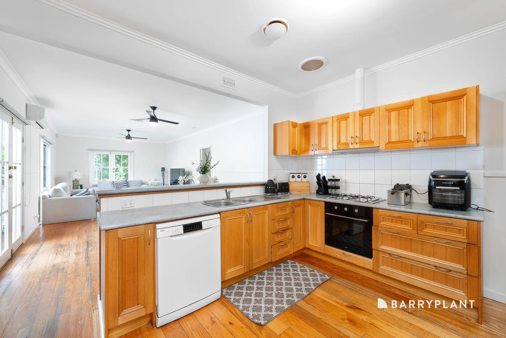 39 Hubert Avenue, Glenroy VIC 3046