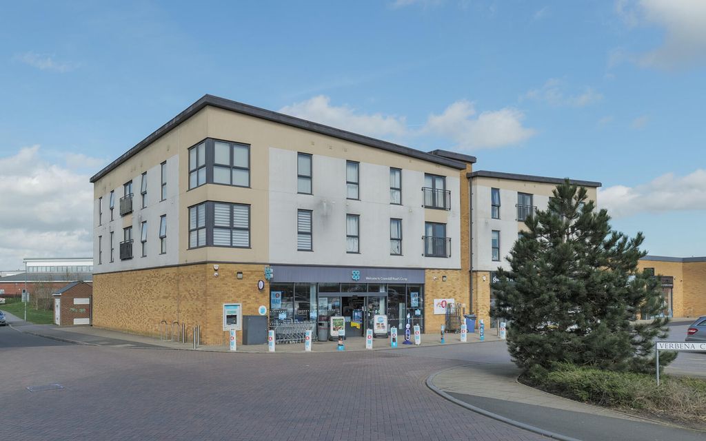 1 bed flat for saleVerbena Court, Melksham SN12