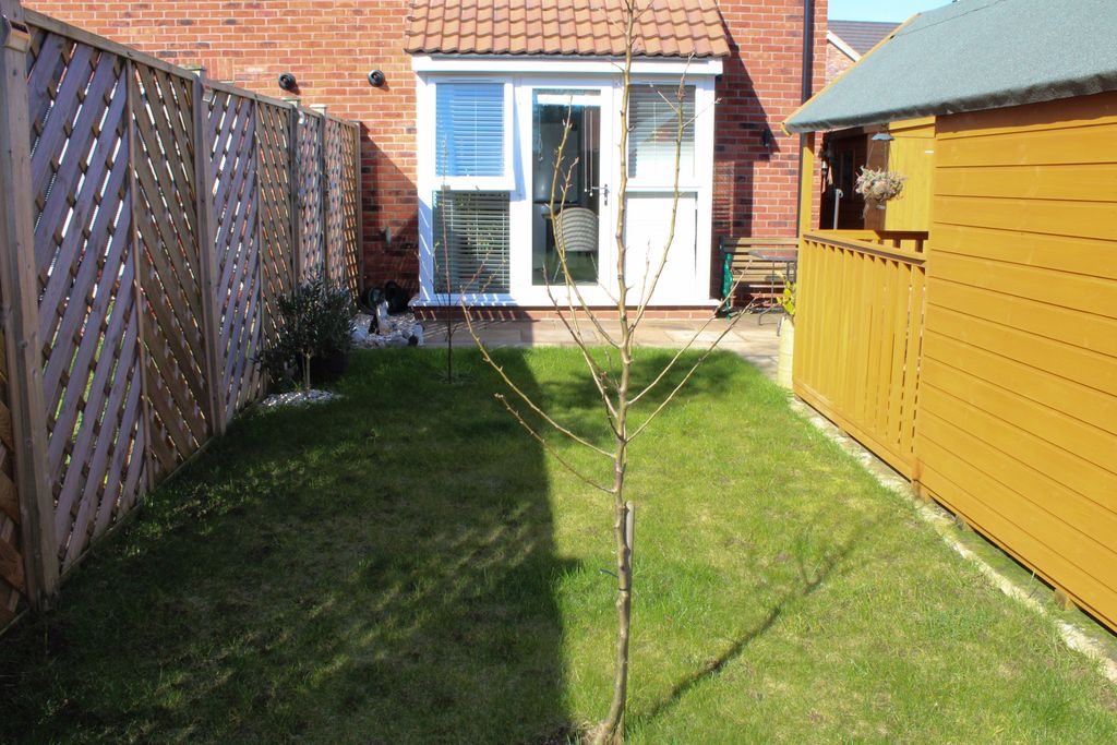 Additional image 12 of 2 bed semi-detached house for saleElswick Hopper Close, Brigg, Brigg DN20