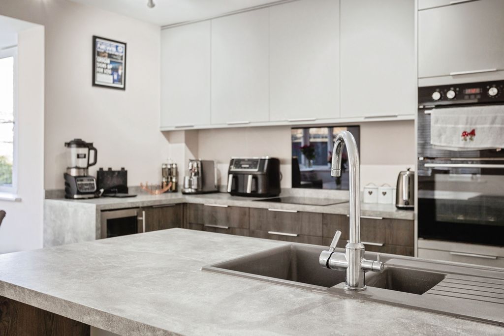 Additional image 13 of 4 bed detached house for saleColtsfoot Drive, Bourne PE10