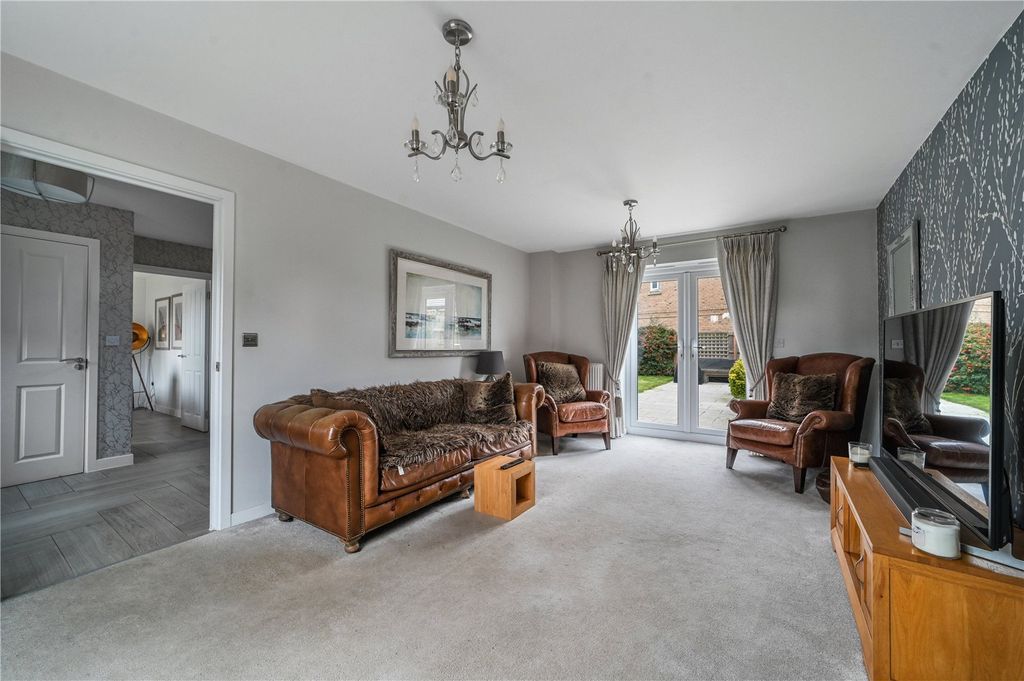 Additional image 2 of 4 bed detached house for saleHensman Close, Bishop's Stortford, Hertfordshire CM23