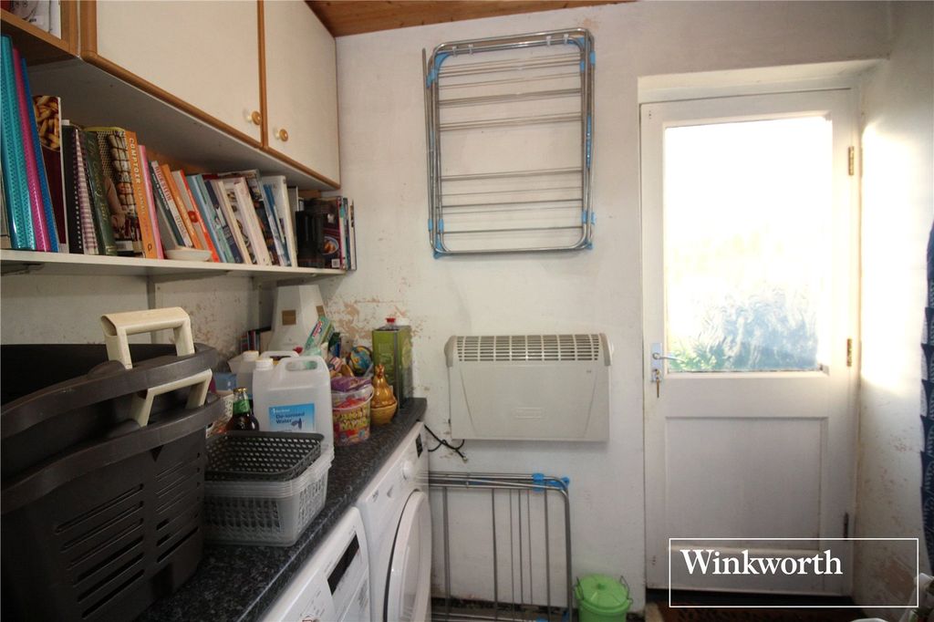 Additional image 7 of 3 bed semi-detached house for saleBullhead Road, Borehamwood, Hertfordshire WD6