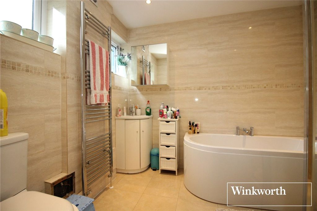 Additional image 12 of 3 bed semi-detached house for saleCardinal Avenue, Borehamwood, Hertfordshire WD6