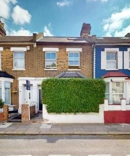 Letchford Gardens, College Park, London NW10