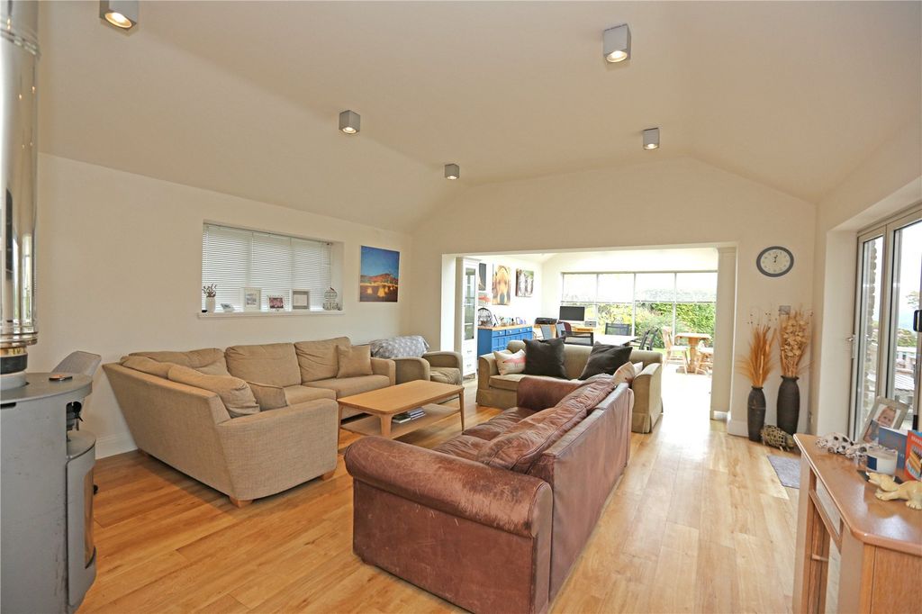 Additional image 3 of 5 bed detached house for saleLittle Orchards, Holmesfield, Derbyshire S18