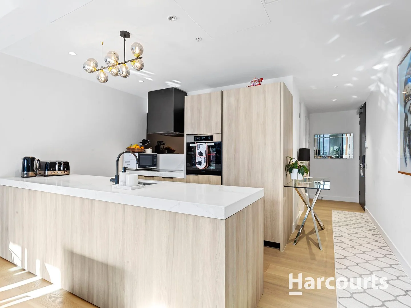 902/18 Claremont Street, South Yarra VIC 3141