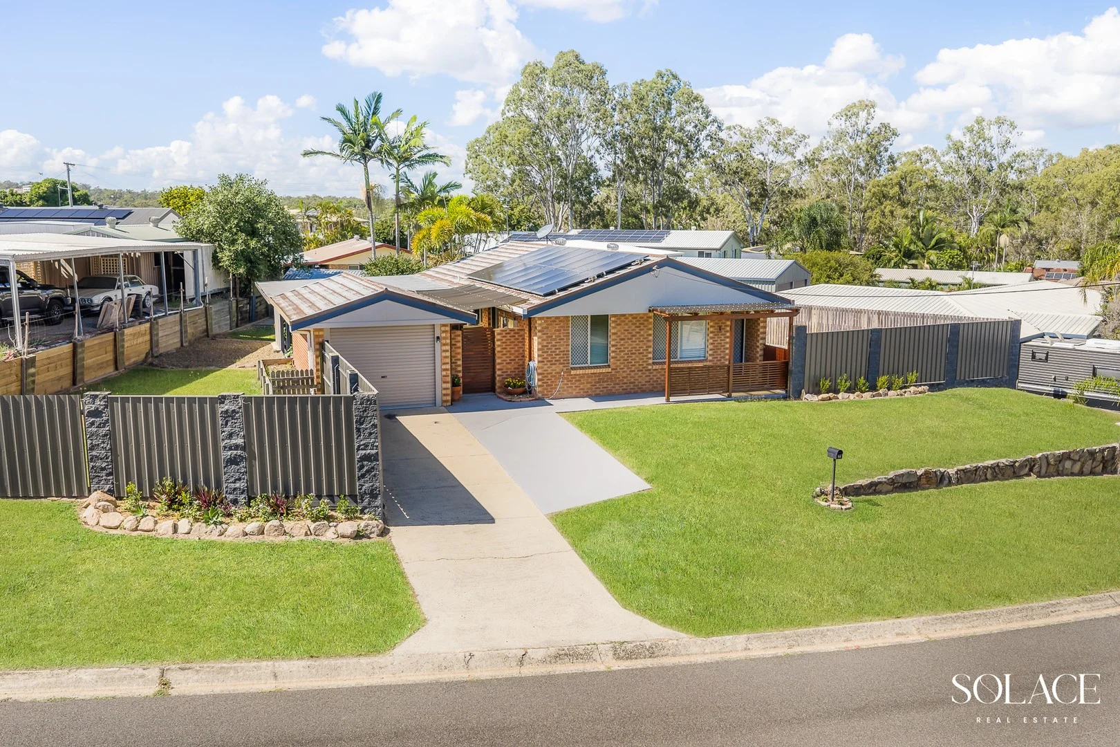 14 Edward Street, Boyne Island QLD 4680