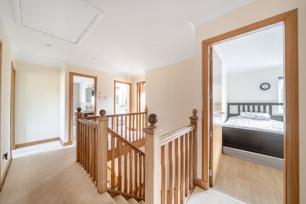 Additional image 7 of 5 bed detached house for saleRosslyn Park, Weybridge KT13