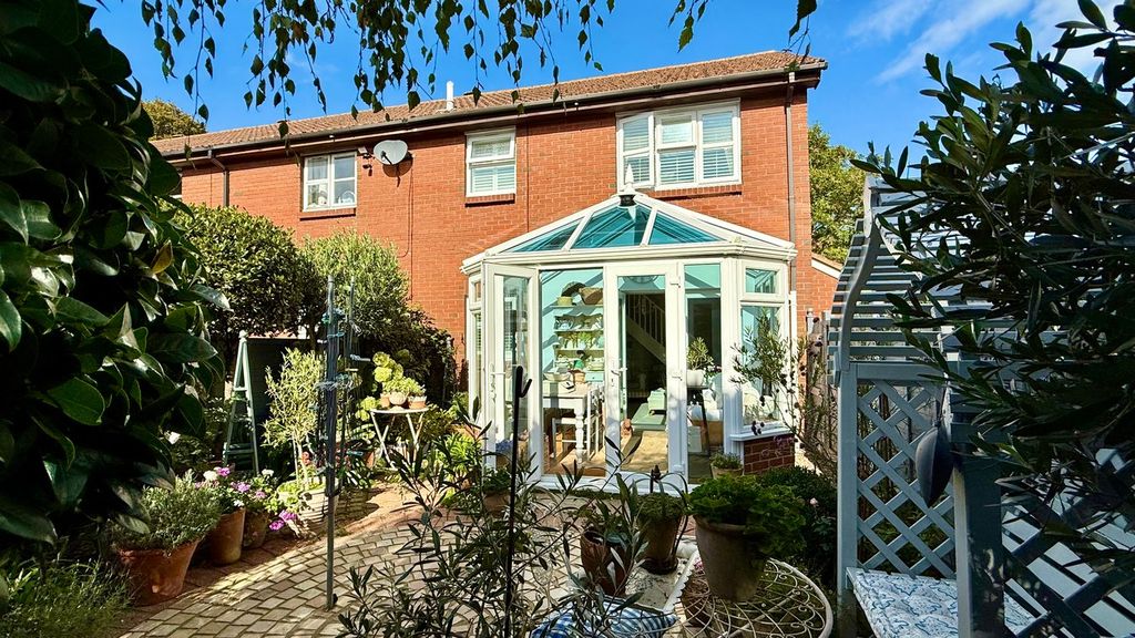 Additional image 6 of 1 bed property for saleSpartina Drive, Lymington SO41