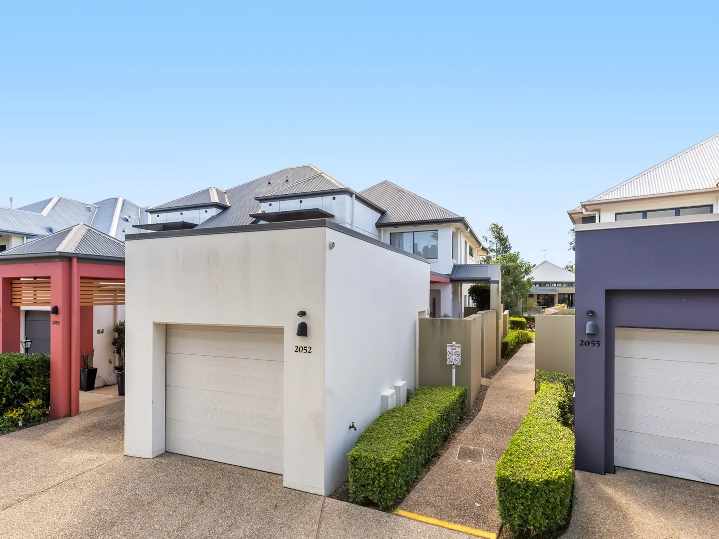2052/1 The Vistas Drive, Carrara QLD 4211