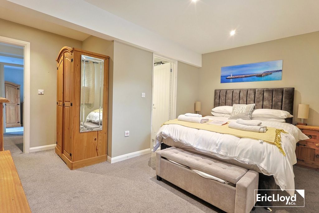 Additional image 5 of 3 bed flat for saleOvergang Road, Brixham TQ5