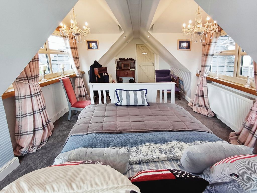 Additional image 15 of 4 bed detached house for saleKnowle Lane, Bradford BD12