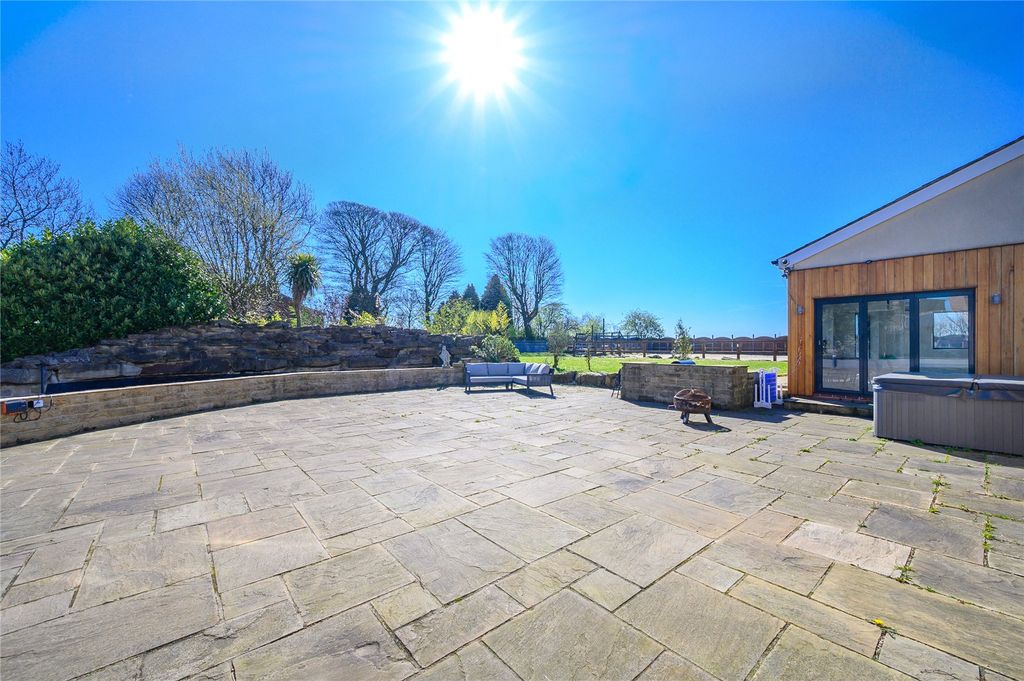 Additional image 17 of 6 bed detached house for saleBroadway House, Wakefield Road, Drighlington, Bradford, West Yorkshire BD11