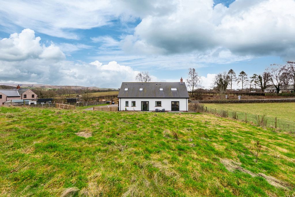 Additional image 4 of 3 bed detached bungalow for saleMilton, Brampton CA8