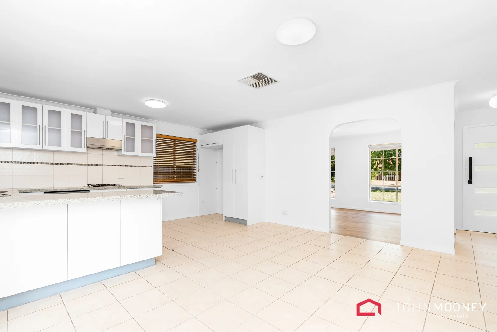 Additional image 11 of 20 Karoom Drive, Glenfield Park NSW 2650