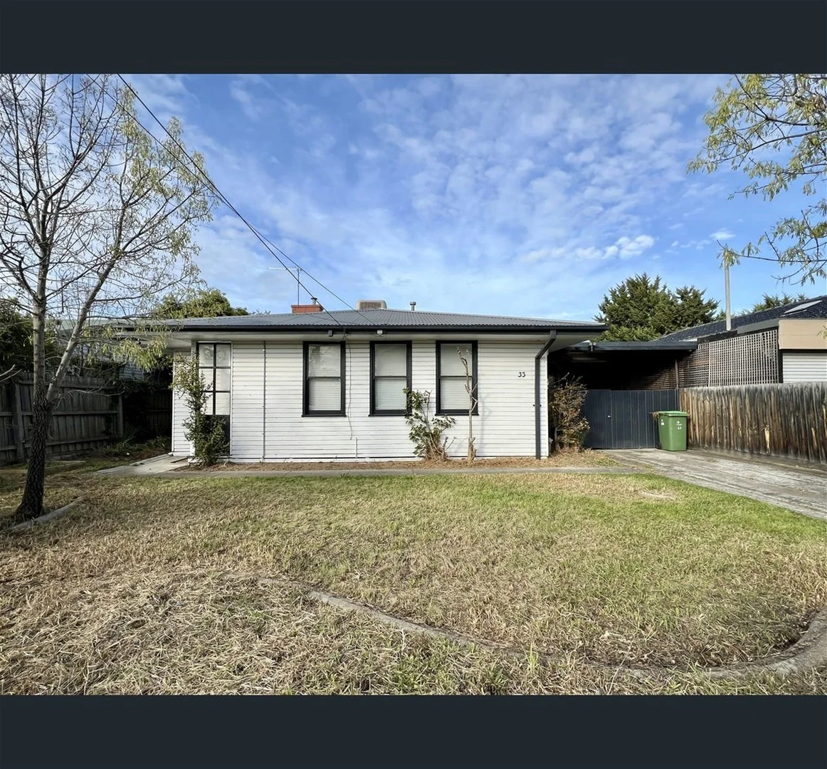 33 Hargreaves Crescent, Braybrook VIC 3019