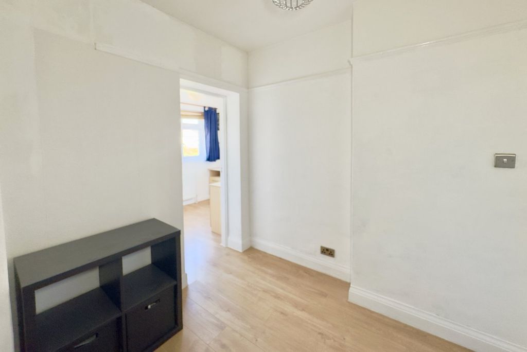 Additional image 6 of 2 bed flat for saleStrouden Avenue, Queens Park, Bournemouth BH8