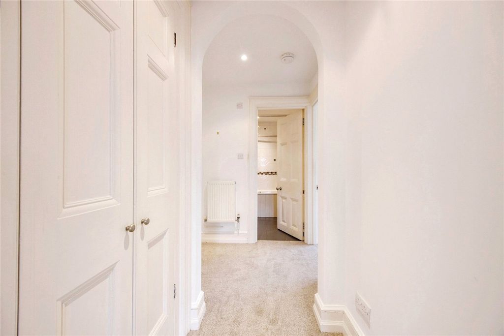 Additional image 8 of 1 bed flat for saleCastle Street, Bodmin, Cornwall PL31