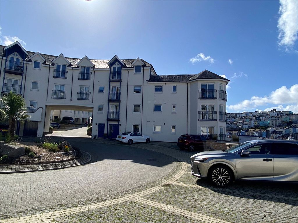3 bed flat for saleMoorings Reach, Brixham, Devon TQ5