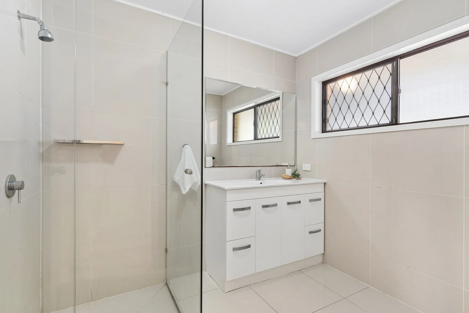 Additional image 14 of 11 Ashburton Street, Chapel Hill QLD 4069