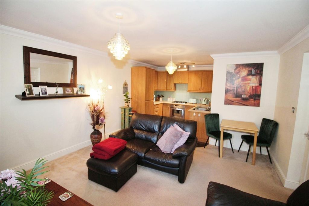 Additional image 5 of 2 bed flat for saleThe Strone, Apperley Bridge, Bradford BD10