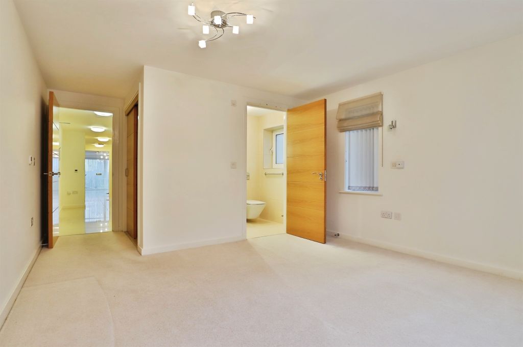 Additional image 19 of 3 bed flat for saleBoscombe Overcliff Drive, Bournemouth BH5