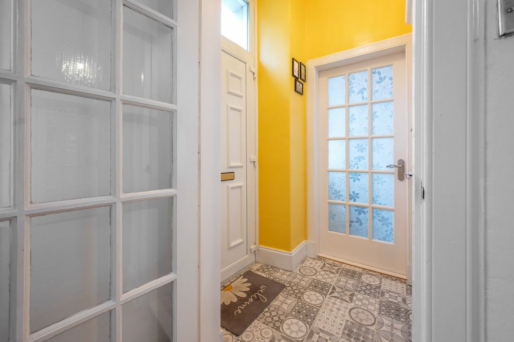 Additional image 5 of 1 bed flat for saleMain Street, Newmills, Dunfermline KY12