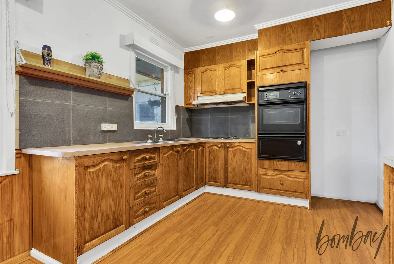 Additional image 2 of 22 Hales Crescent, Jacana VIC 3047