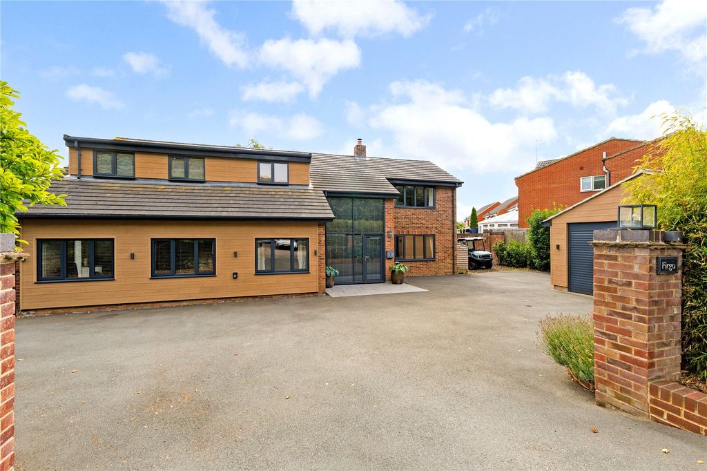 Additional image 20 of 6 bed detached house for saleBrackley, Northamptonshire NN13
