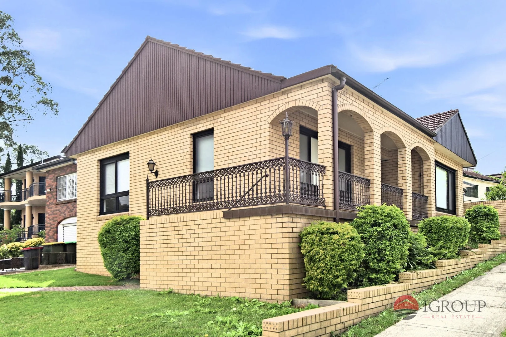 36 Violet St, Roselands NSW 2196