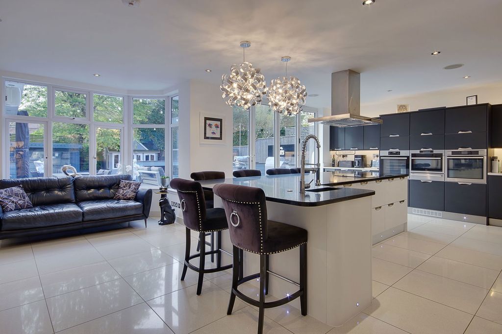 Additional image 2 of 6 bed detached house for salePortchester Road, Bournemouth BH8