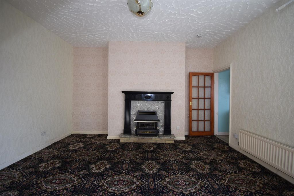 Additional image 7 of 2 bed flat for saleVine Street, South Shields NE33